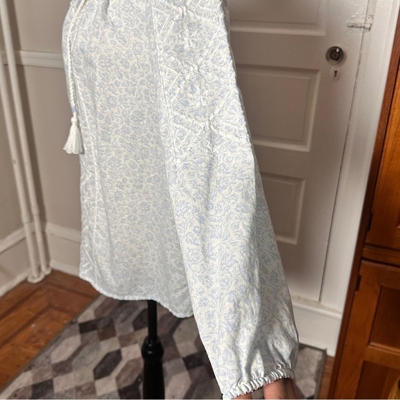 Joie Linen Blend Embroidered Peasant Top Tassels Smocked Neck Flowy Preppy Beach - Picture 9 of 17